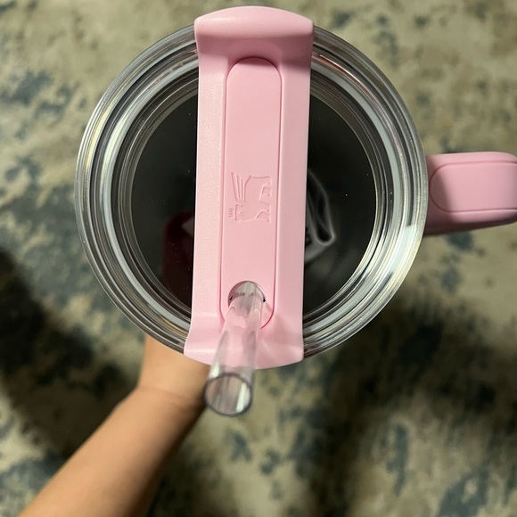 NEW Stanley 40ozStainless Steel H2.0 Flowstate Quencher Tumbler Watercol… - Picture 4 of 5